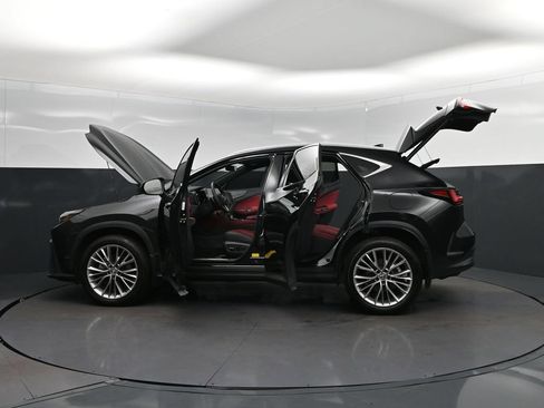 Certified 2025 Lexus NX 350 AWD w/ Premium Package image 46