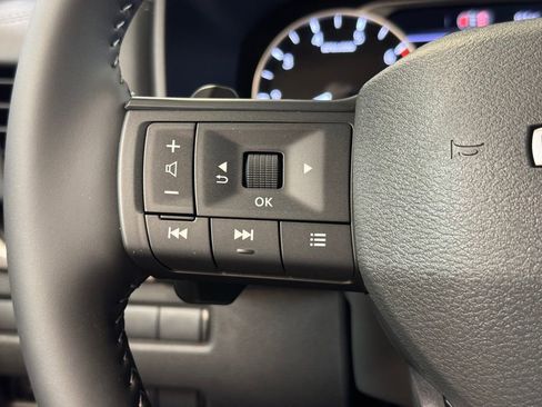 New 2026 Nissan Rogue SV image 32