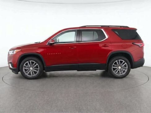 Used 2023 Chevrolet Traverse LT FWD image 8
