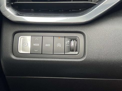 New 2026 GMC Acadia Denali Ultimate w/ LPO, Floor Liner Package AWD/4WD image 29