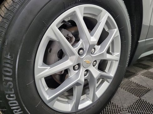 Used 2022 Chevrolet Equinox LS w/ LS Convenience Package image 31