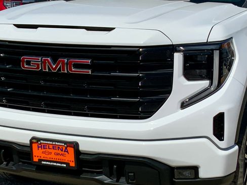 New 2026 GMC Sierra 1500 Elevation image 14