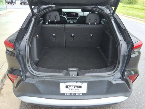 Used 2024 Buick Envista Preferred w/ Convenience I Package FWD image 31