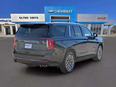 Certified 2023 GMC Yukon Denali Ultimate image 8