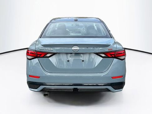 New 2025 Nissan Sentra SR image 18