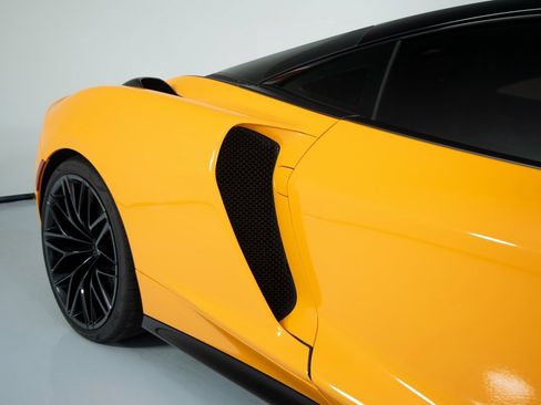Used 2025 McLaren GTS image 38