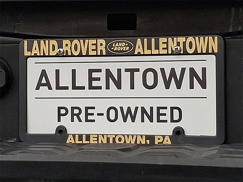 Used 2017 Toyota Tacoma SR5 w/ Tow Package image 27