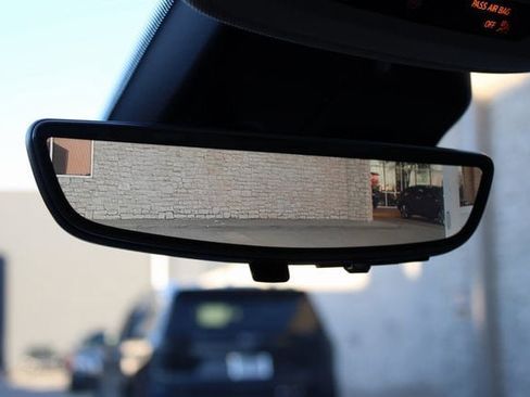 Used 2022 Buick Envision Avenir w/ Technology Package II image 29