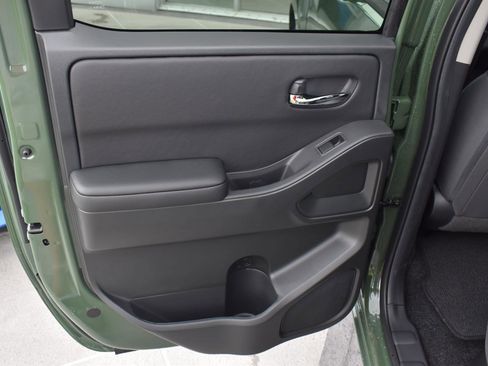 New 2026 Nissan Frontier SV w/ SV Convenience Package image 44