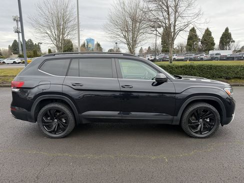 Used 2023 Volkswagen Atlas SE image 9