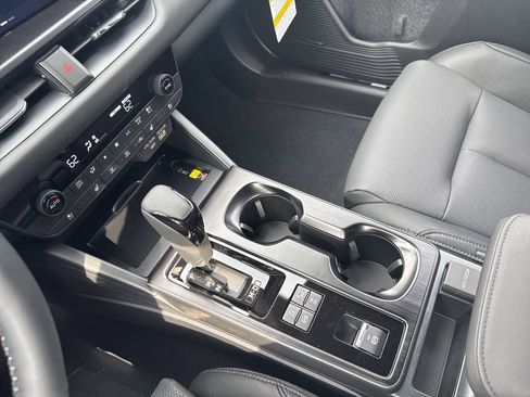 New 2026 Subaru Outback Touring XT AWD/4WD image 18