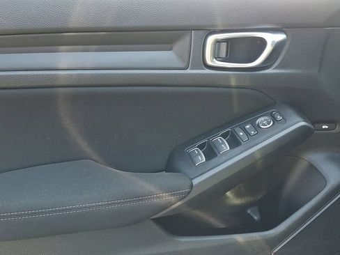 Certified 2025 Honda Civic Sport image 12