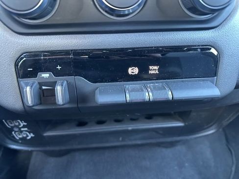 Used 2024 RAM 2500 Big Horn image 29