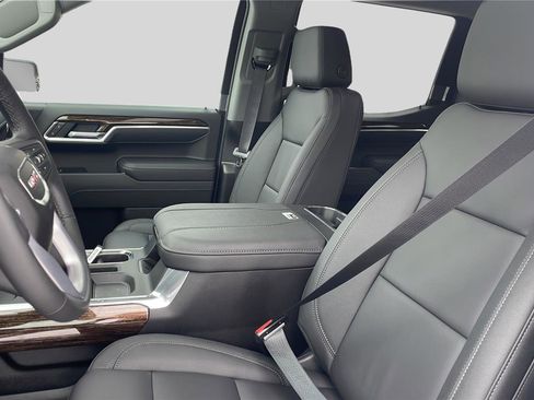 New 2026 GMC Sierra 1500 Elevation w/ Elevation Premium Package AWD/4WD image 17