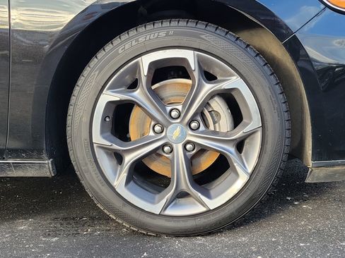 Used 2023 Chevrolet Malibu LT image 5