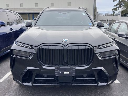 Certified 2024 BMW X7 xDrive40i w/ M Sport Package image 12