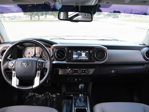 Used 2019 Toyota Tacoma SR5 image 28