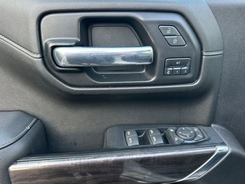 Used 2022 Chevrolet Silverado 1500 LTZ image 12