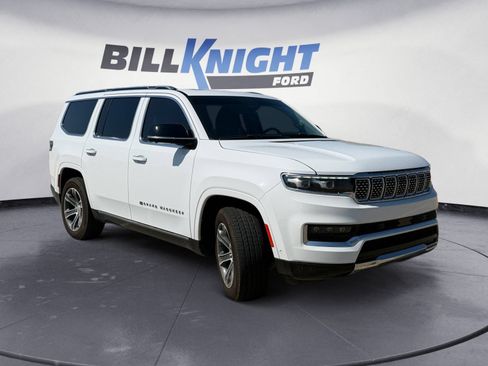 Used 2023 Jeep Grand Wagoneer 4WD image 7