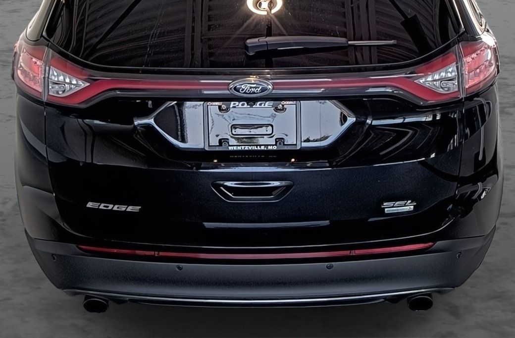 Used 2018 Ford Edge SEL w/ Equipment Group 201A FWD image 12