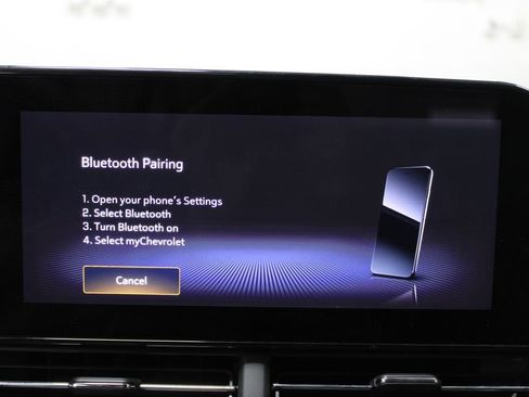 Used 2025 Chevrolet Trax LT image 28