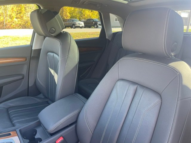 Used 2023 Audi Q5 2.0T Premium Plus w/ Premium Plus Package AWD/4WD image 15