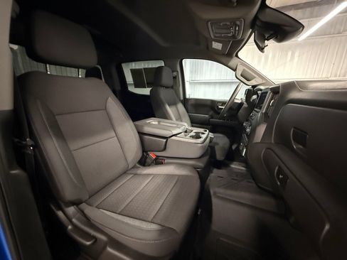 Used 2025 Chevrolet Silverado 1500 Custom w/ Turbomax Blackout Package RWD image 25