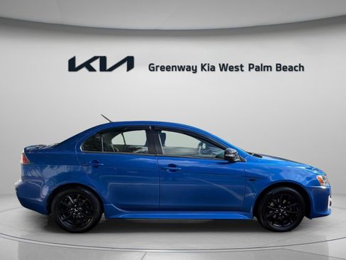 Used 2017 Mitsubishi Lancer ES FWD image 7