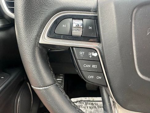 Used 2019 Lincoln Nautilus FWD image 27