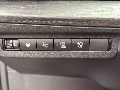 Certified 2023 Nissan Ariya AWD image 20