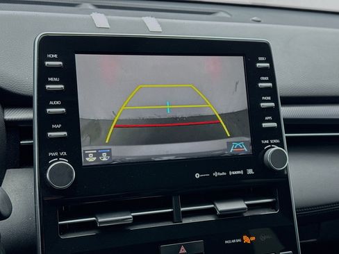 Used 2019 Toyota Avalon Limited image 10