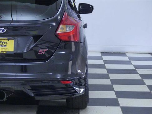 Used 2014 Ford Focus ST w/ Equipment Group 202A image 30
