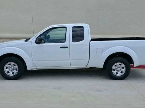 Used 2016 Nissan Frontier S image 7