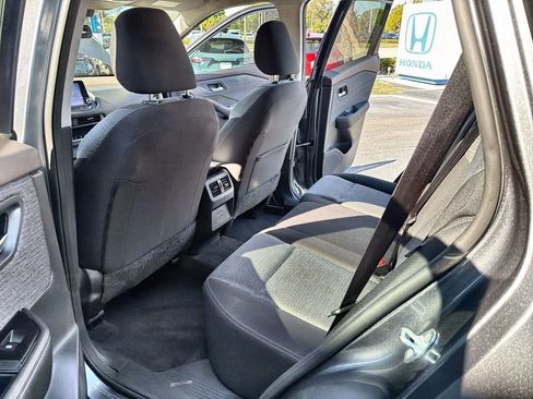 Used 2023 Nissan Rogue SV image 25