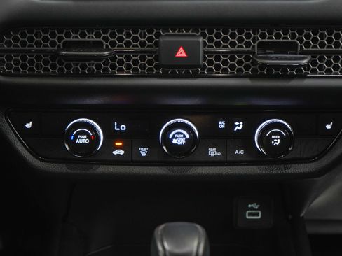 Used 2024 Honda HR-V Sport image 18