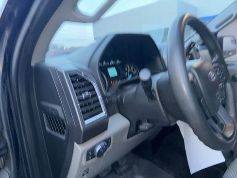 Used 2016 Ford F150 XLT image 38