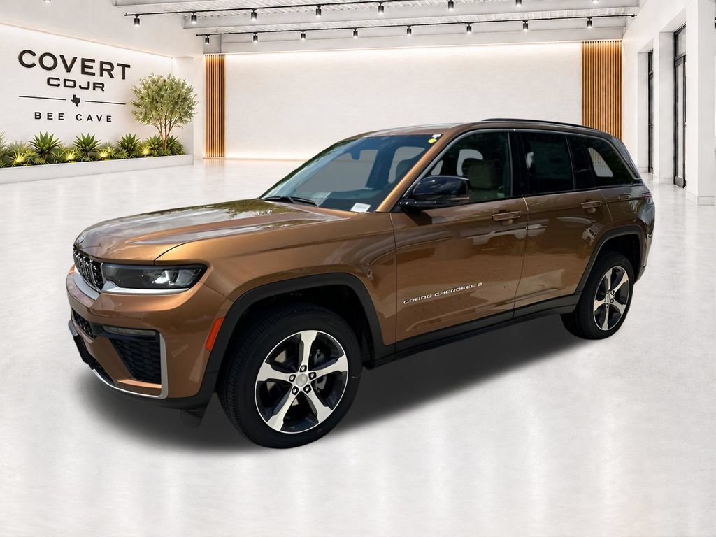 New 2026 Jeep Grand Cherokee Limited RWD image 5
