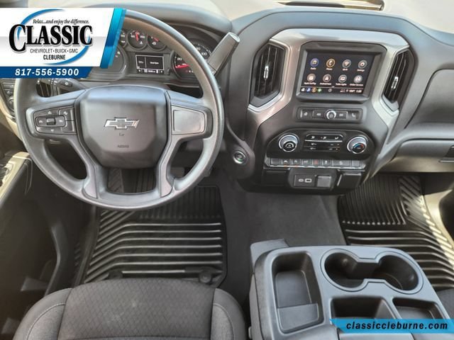 Used 2025 Chevrolet Silverado 1500 Custom Trail Boss w/ LPO, Dark Essentials Package AWD/4WD image 3