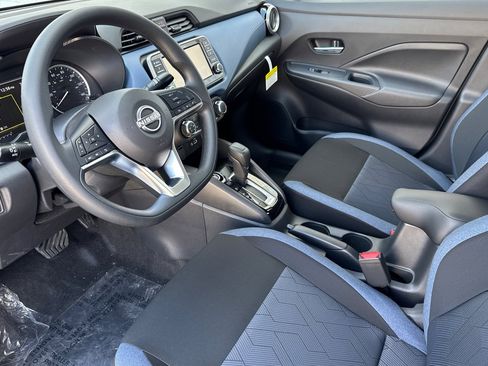 New 2025 Nissan Versa SV w/ Trunk Package image 7