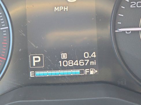 Used 2018 Subaru Impreza 2.0i Premium image 2