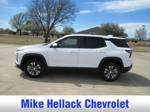 Used 2025 Chevrolet Equinox LT image 4