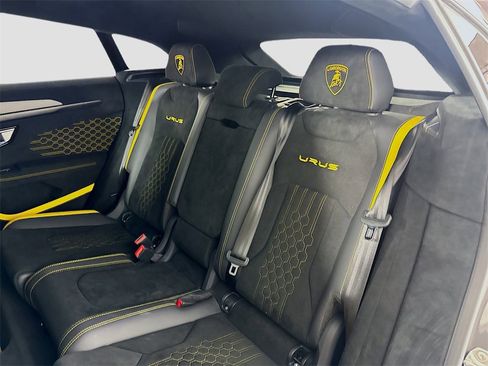 Used 2024 Lamborghini Urus Performante image 26