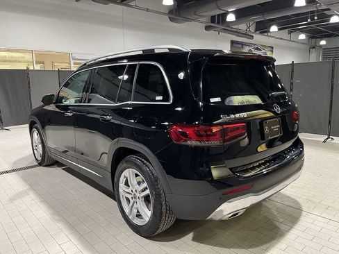 Used 2023 Mercedes-Benz GLB 250 4MATIC image 16
