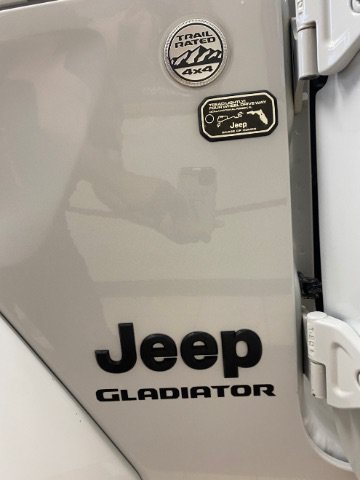 Used 2021 Jeep Gladiator Sport AWD/4WD image 11