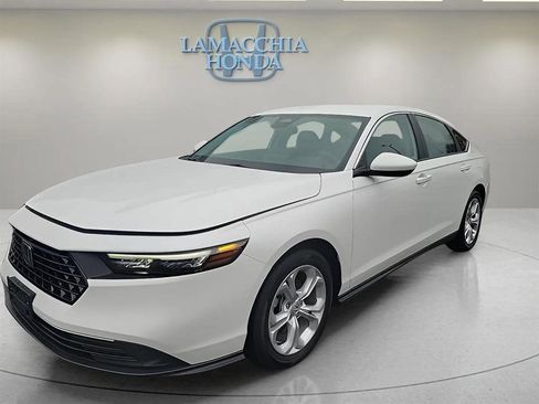 Used 2024 Honda Accord LX image 7