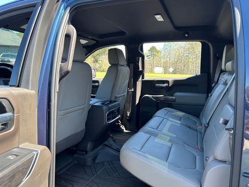 Used 2020 Chevrolet Silverado 1500 LTZ w/ LTZ Convenience Package image 45