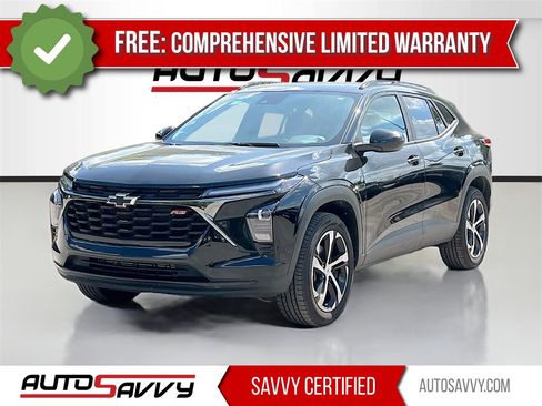 Used 2025 Chevrolet Trax RS w/ Driver Confidence Package image 3