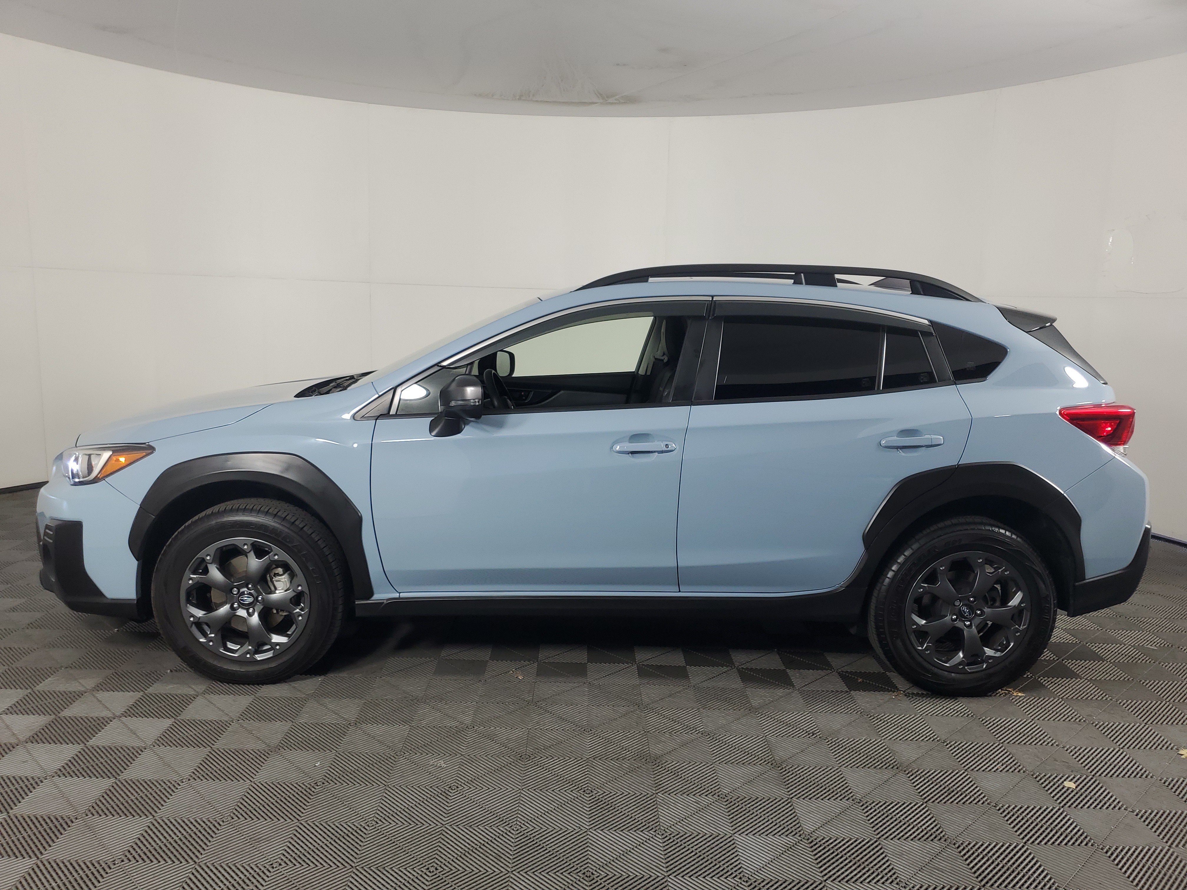 Used 2023 Subaru Crosstrek 2.5i Sport AWD/4WD image 7
