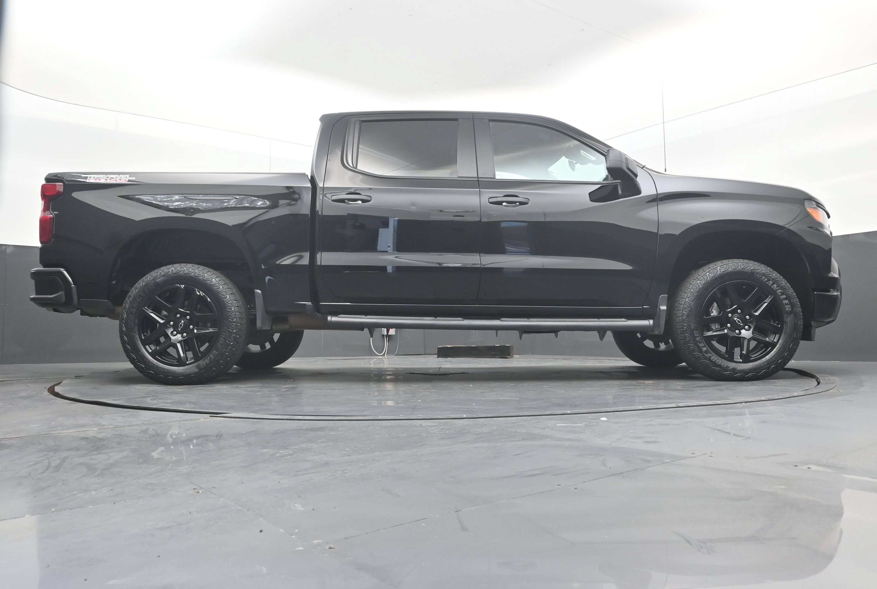 Used 2023 Chevrolet Silverado 1500 Custom Trail Boss w/ LPO, Dark Essentials Package AWD/4WD image 36