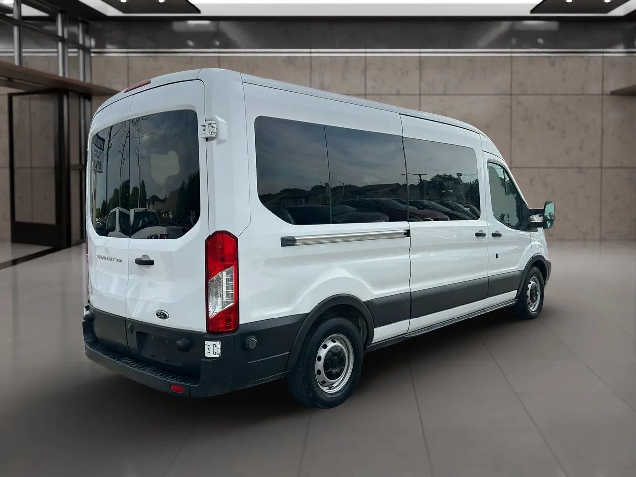 Used 2016 Ford Transit 350 XL RWD image 2